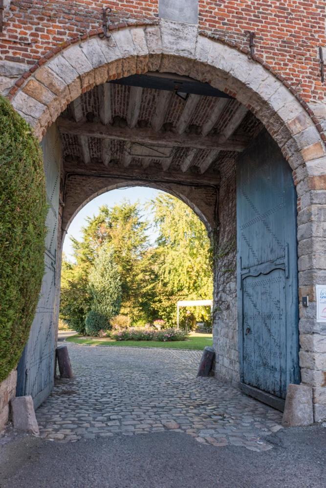 Hôtel La Gentilhommière Artres Extérieur photo