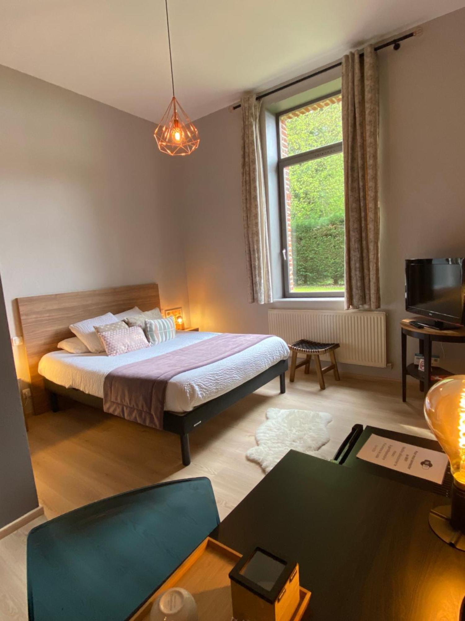 Hôtel La Gentilhommière Artres Extérieur photo