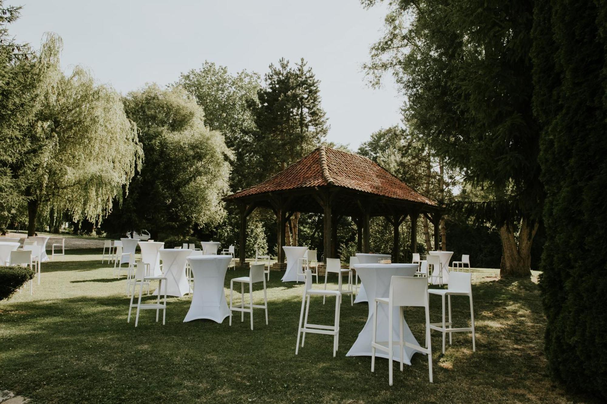 Hôtel La Gentilhommière Artres Extérieur photo